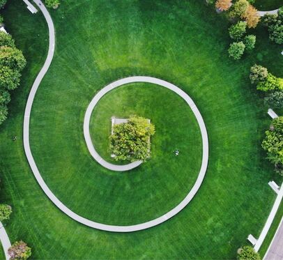L’importanza del giardino e degli <b>spazi verdi aziendali</b>: i benefici