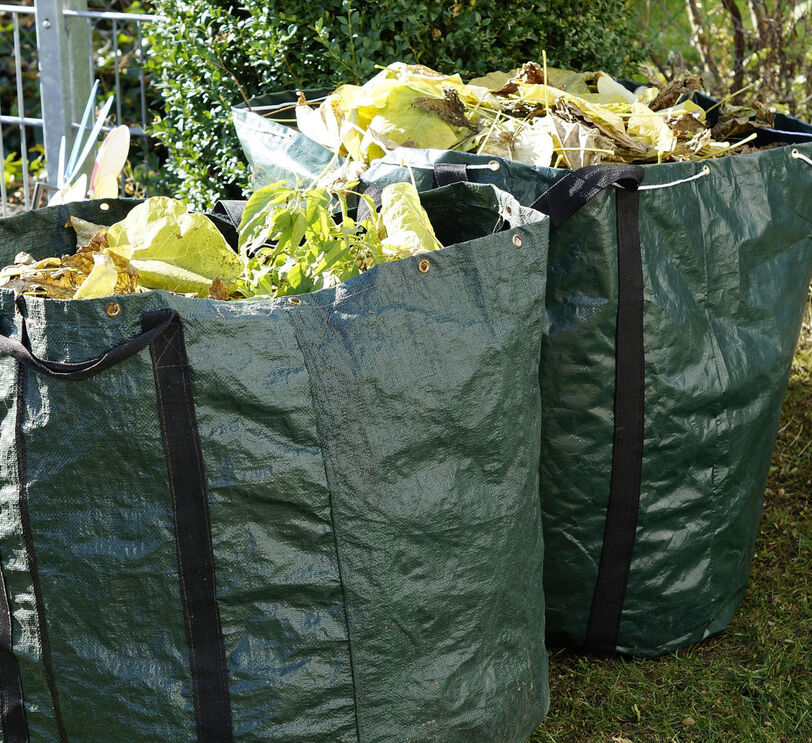 <strong>Smaltimento</strong> sfalci, potature e <strong>rifiuti da giardinaggio</strong>